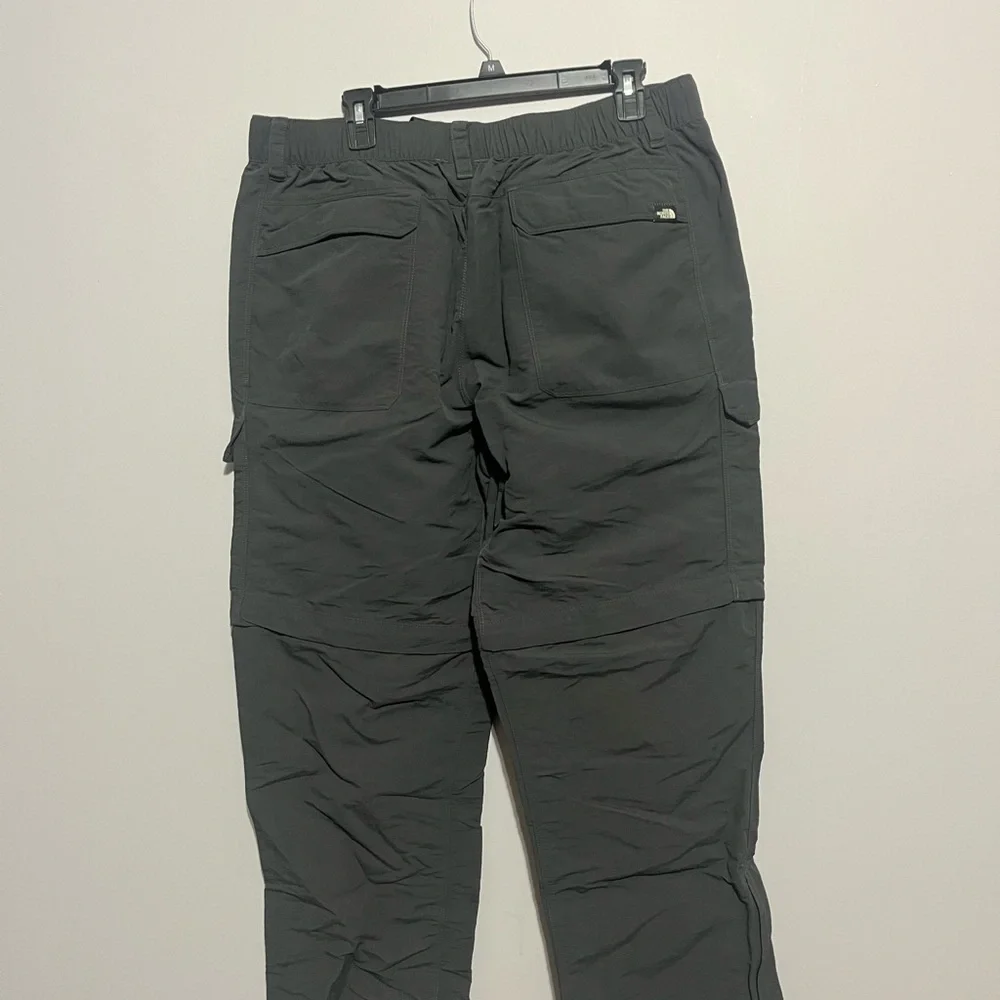Men's Black Cargo Pants‎